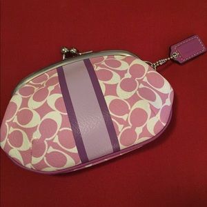 ❌SOLD❌. Coach change purse